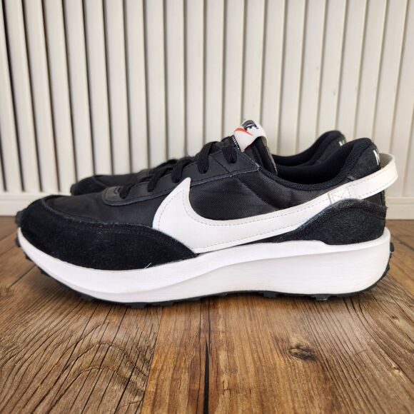 Nike Waffle Debut Mens Sz 8.5 Black White Trail Running Sneaker Shoes DH9522-001 main image 8